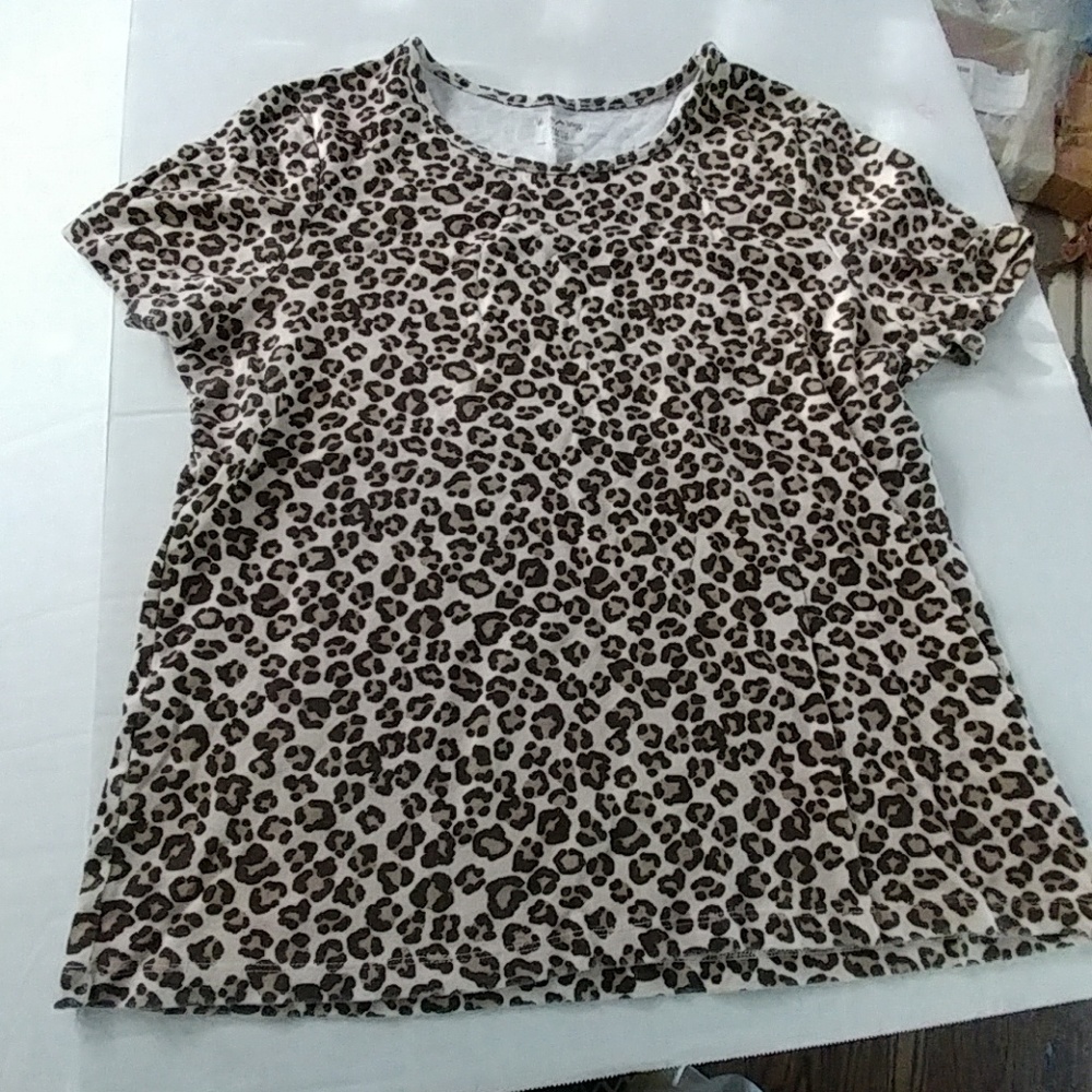 White Stag leopard style shirt
